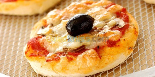 TRAITEUR,GATEAUX D'EVENEMENTS,