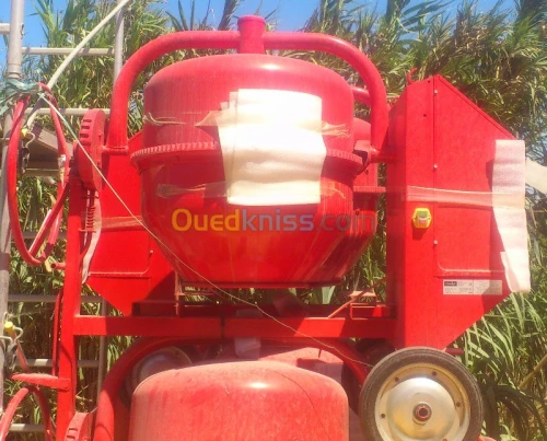 Bétonnière Electrique Tractable 260L
