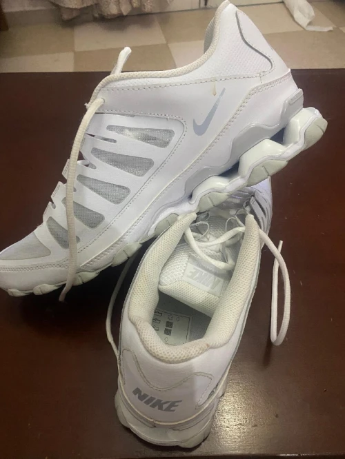 أصلية جديدة ملبستهاش للبيع Nike 