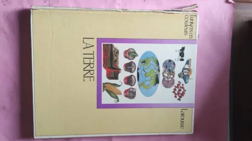 livre Larousse  Encyclopédie كتب لغوس