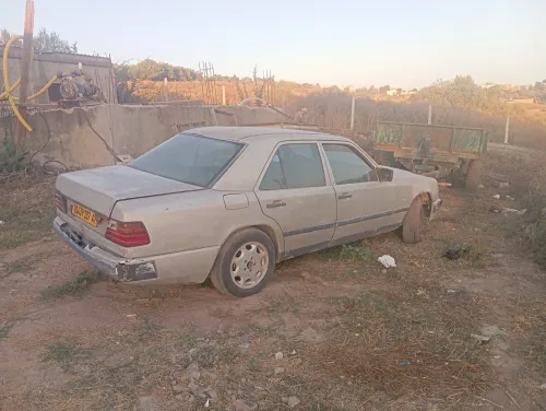 Mercedes Classe E 1987 Classe E