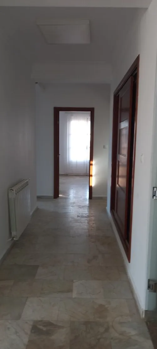 Location Appartement Niveau de villa F3 Alger Birkhadem