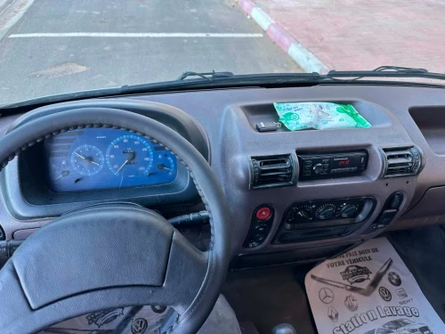 Renault Master 2.5 iveco 2000