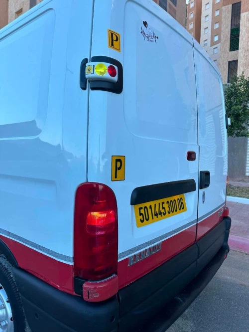 Renault Master 2.5 iveco 2000