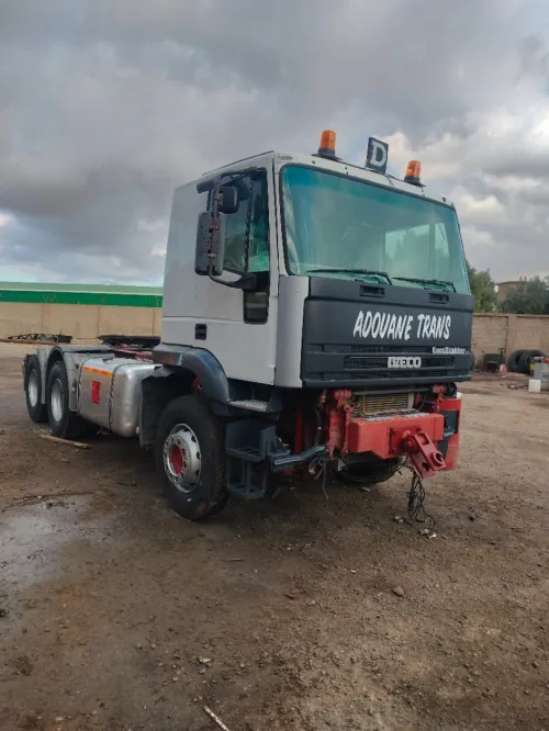 Location port engin jusqu'à 120 tonne