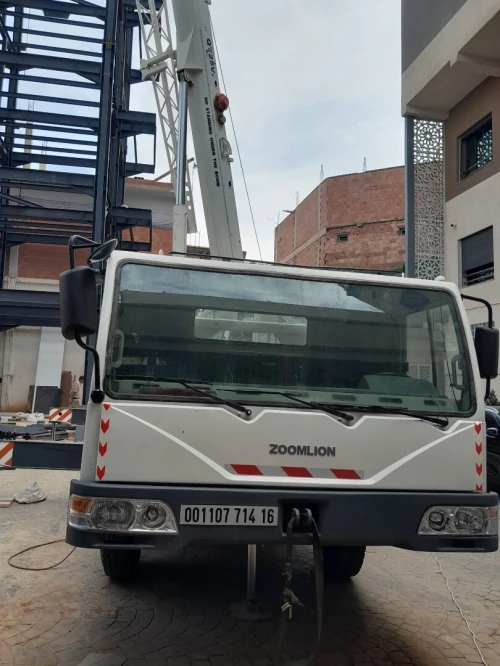 Location grue moobill 25/40/50/70/100/200tonne