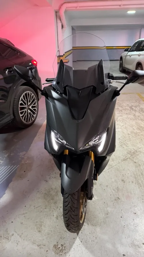 Yamaha T MAX TECH 560 2022