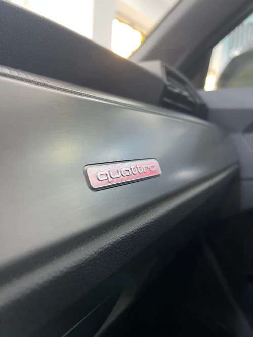 Audi Q3 2025 S lien