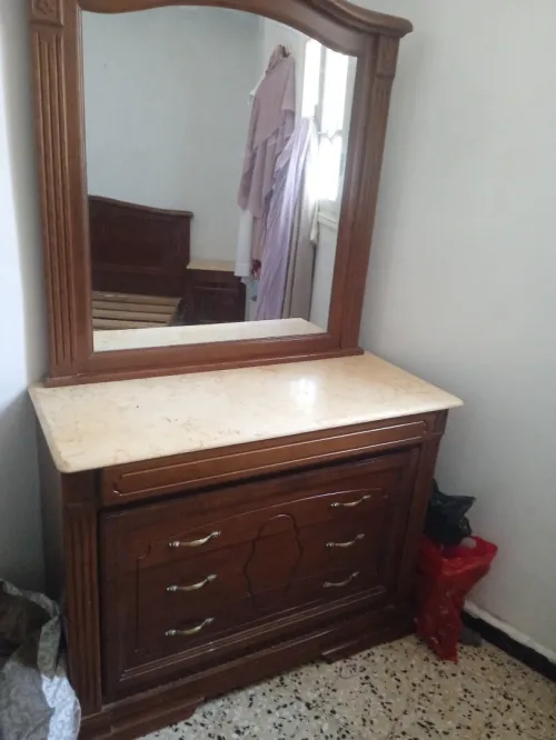 Lit coiffeuse table de nuit