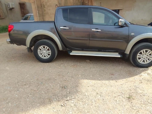 Mitsubishi L200 2011 L200