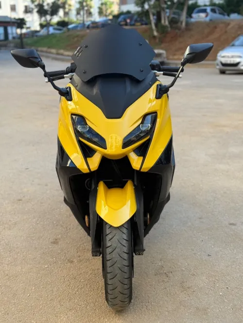 Yamaha Tmax562 2022