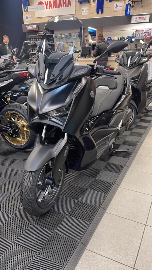 Yamaha Xmax125 tech max 