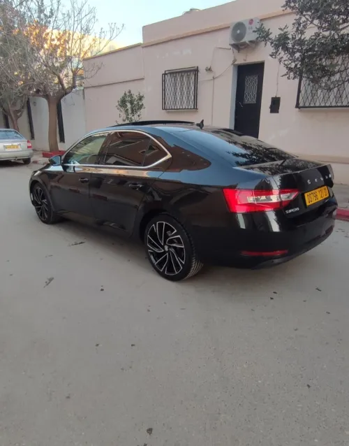 Skoda Superb 2021 Laurin&Klement