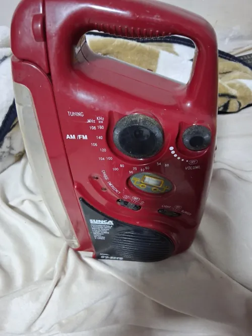 Radio poste tres bon etat