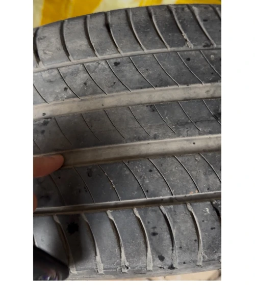 Pneu mechelin 245/40R19 (mercedes classe E)