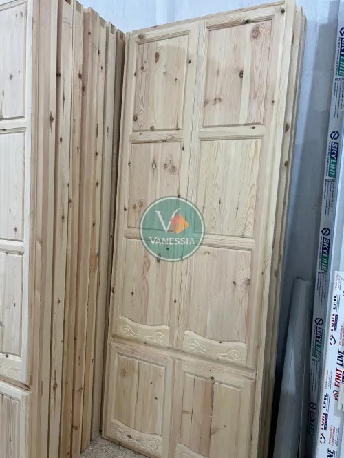 Porte Plaquards En Bois Rouge Avec Cadre