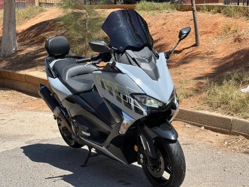 Yamaha T max DX T max 530 DX 2017