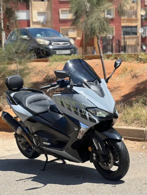 Yamaha T max DX T max 530 DX 2017