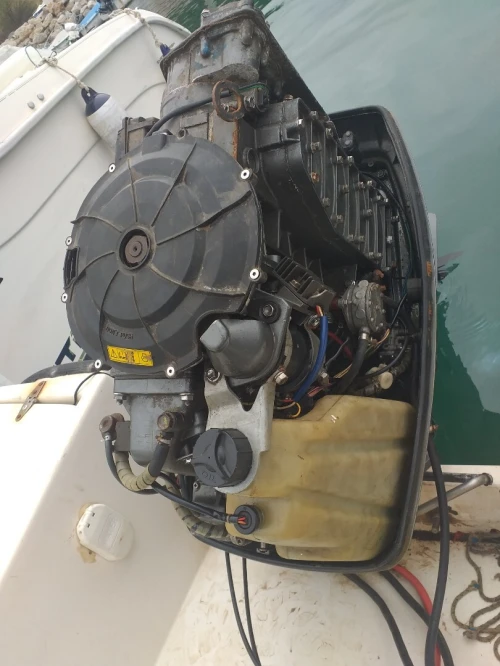 Moteur suzuki 115 CV 2 tampt injection 