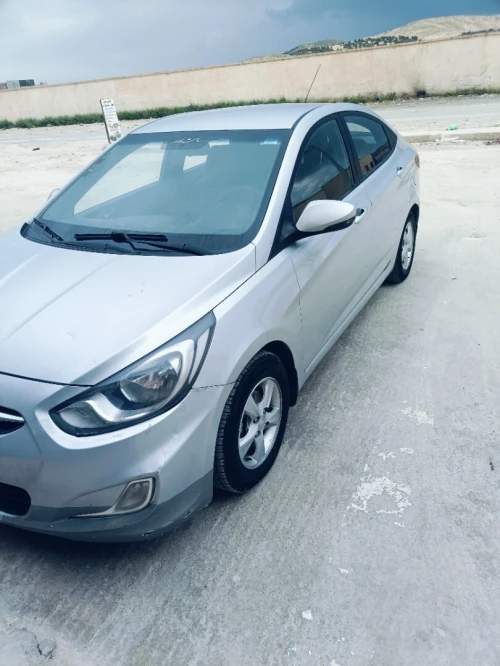 Hyundai Accent RB  4 portes 2013 Accent RB  4 portes