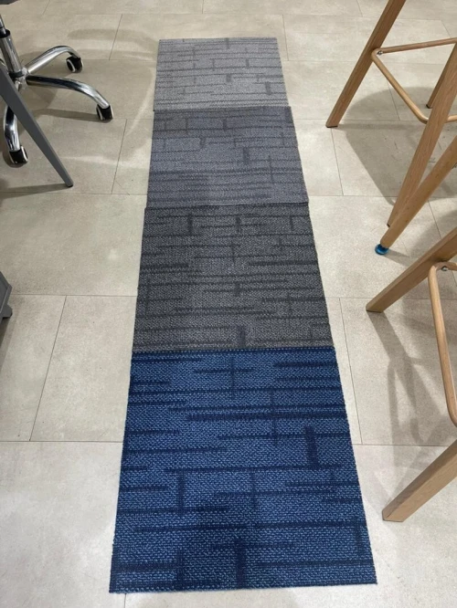 moquette en dalles 50x50