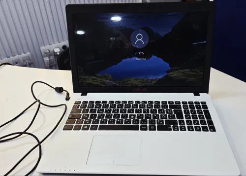 Asus pc portable 