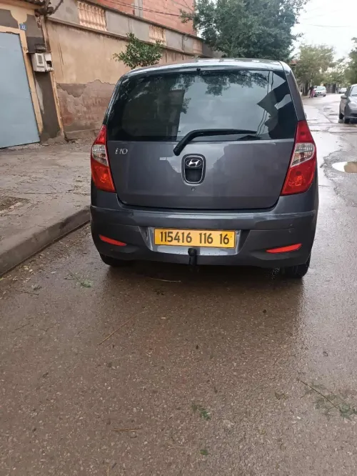 Hyundai i10 Plus 2016 PRESTIGE