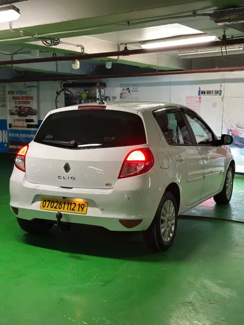 Renault Clio 3 2012 Night and Day