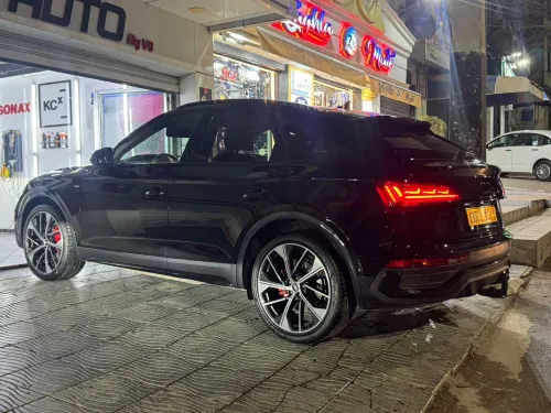 Audi Q5 2023 S line quattro