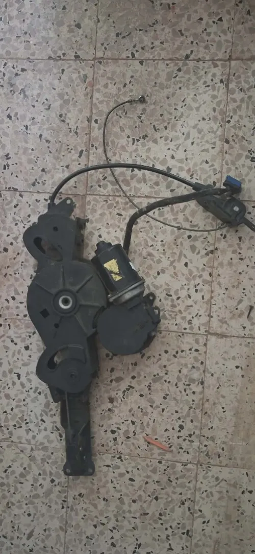 Moteur porte lateral peugeot 807 .citroen c8 fiat ulysse côté droite