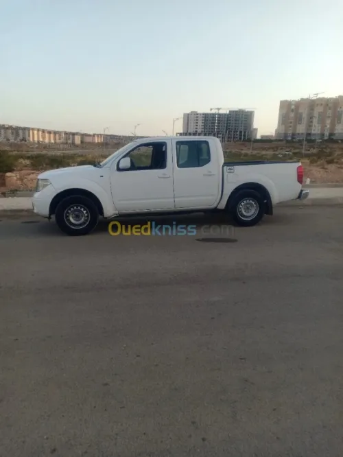 Nissan Navara 2012 Elegance 4x2