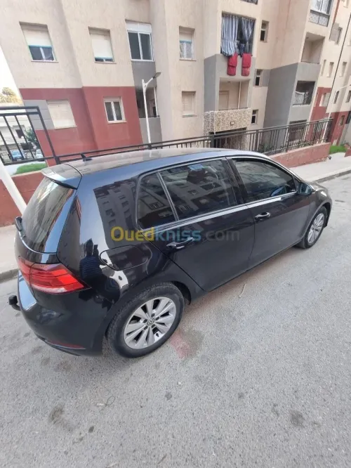 Volkswagen Golf 7 2018 Trendline +