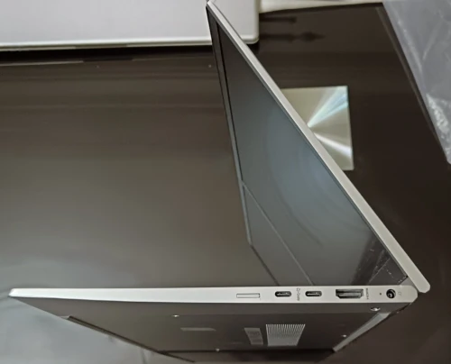 HP ELITE BOOK 14"