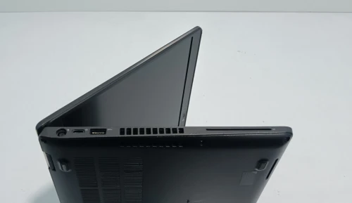 DELL LATITUDE