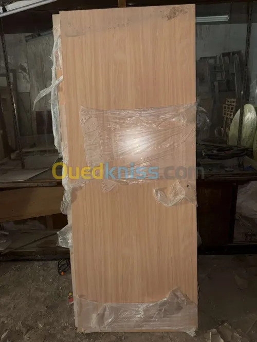 Porte de chambre fabriquée en MDF 100% espagnol