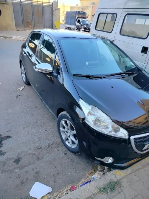 Peugeot 208 2014 