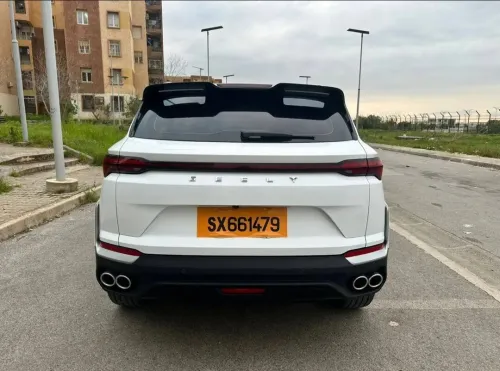 Geely Coolray 2025 