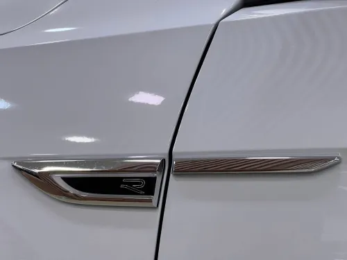 Volkswagen T-Roc 2025 R- Line Edition 