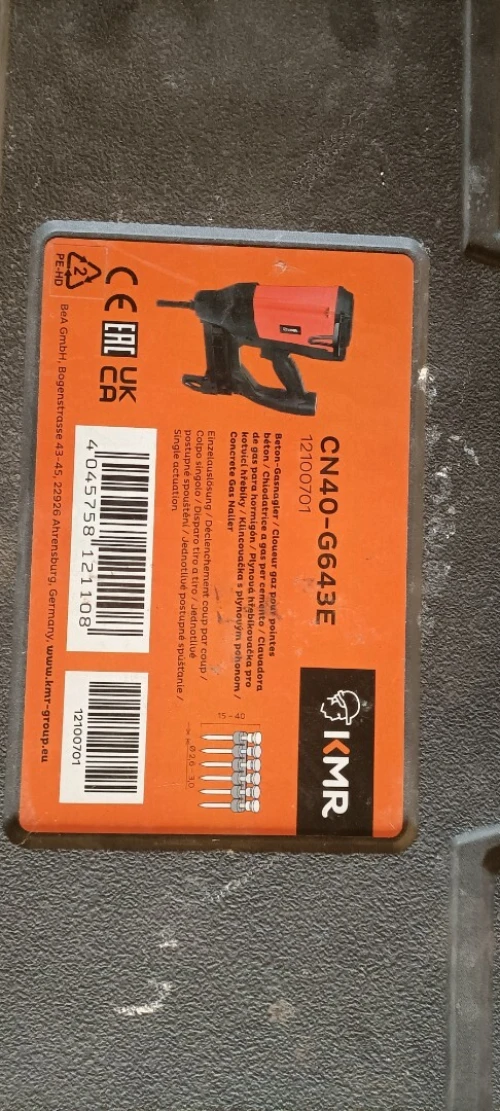 Cloueur gaz pour pointes béton