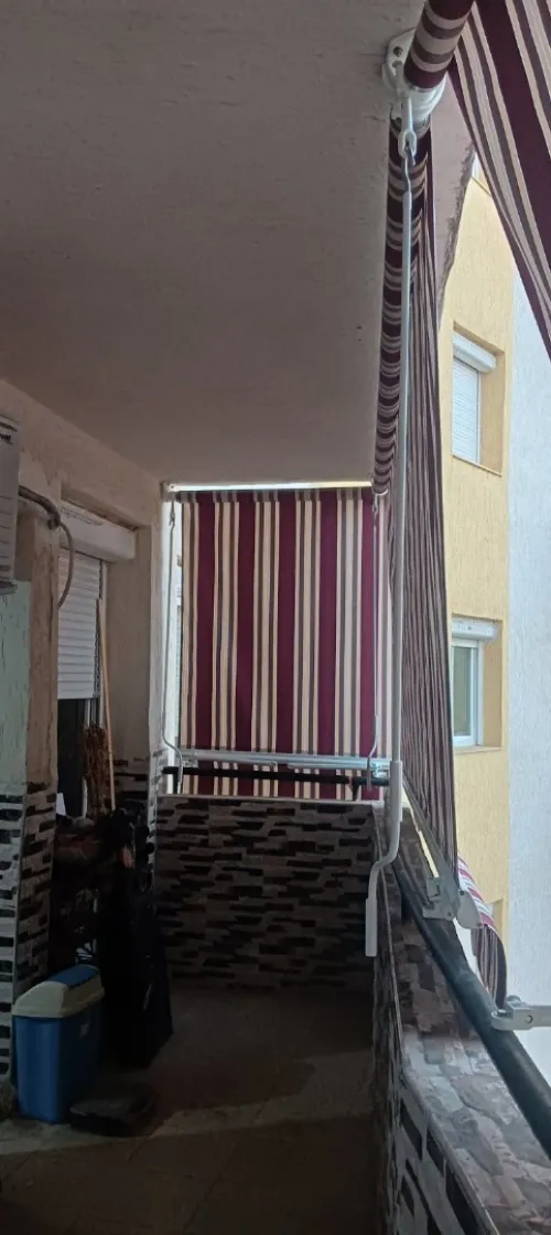 store extérieur sur mesure llaza 2024