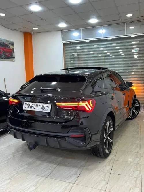 Audi Q3 2024 Slin