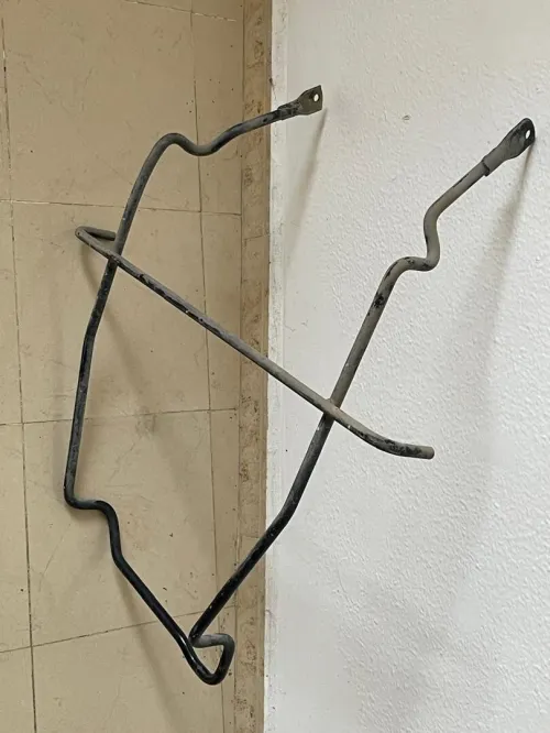 support de la roue de secours pour une Toyota Avanza (2012) et Suzuki ERTIGA (2015)