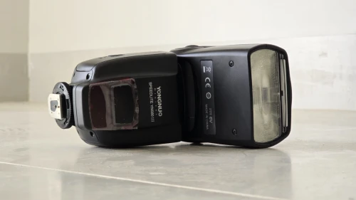 Canon 650D avec Accessoires
