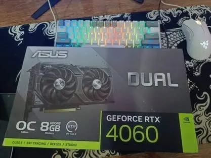 PC gamer presque neuf (D'origine allemand)