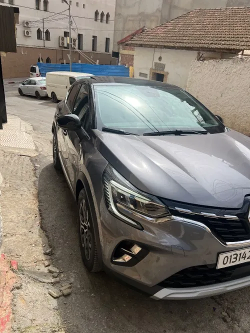 Renault Captur 2023 Lux