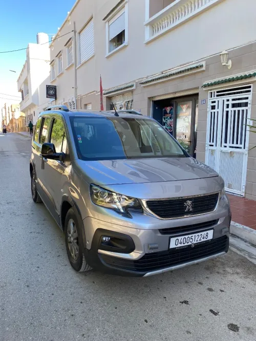Peugeot Rifter partner 2022 