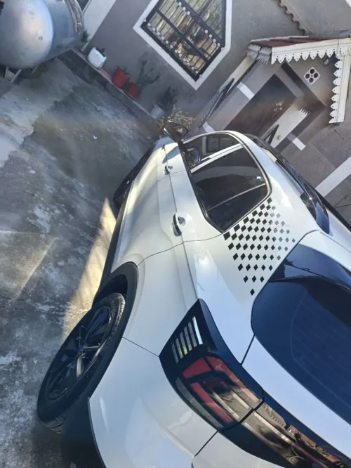 Volkswagen T-Cross 2025 R-line