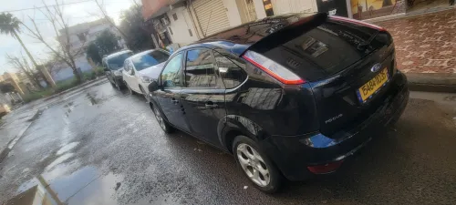 Ford Focus 4 portes 2010 Focus 4 portes