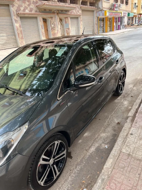 Peugeot 208 2016 GT Line