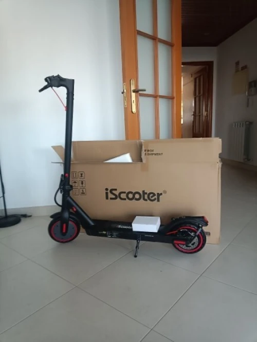 Trottinette électrique iScooter i9 neuve, jamais utilisée